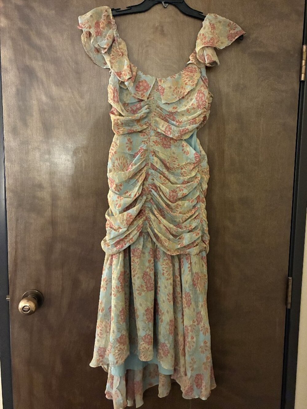 💃🏻ASTR the Label Devereaux Floral Chiffon Dress in Mint Coral Floral